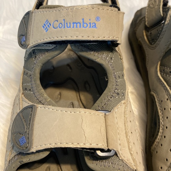 ￼ Columbia, hiking sandals, size 8 - Picture 6 of 7